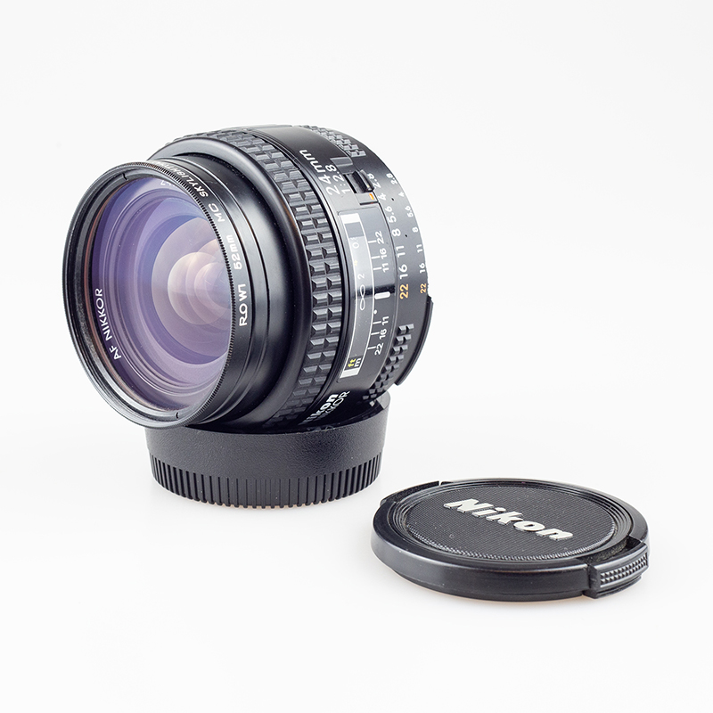 Objektivy / Lenses